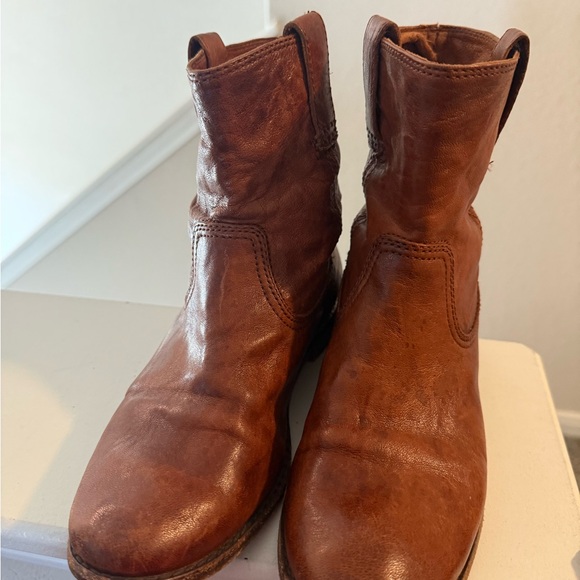 Frye "Anna Shortie" Leather Ankle Boots Size 6.5 - Picture 2 of 10